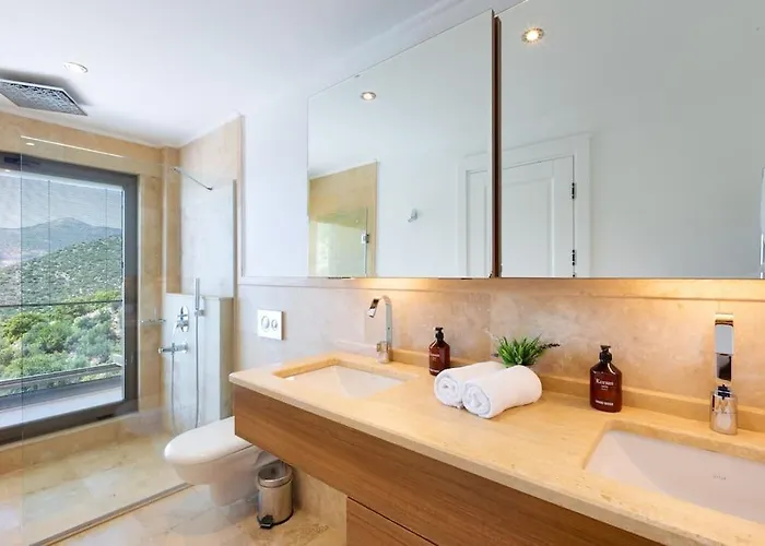 Villa Korsan- 8 Bedroom With Private Pool And Sea View *